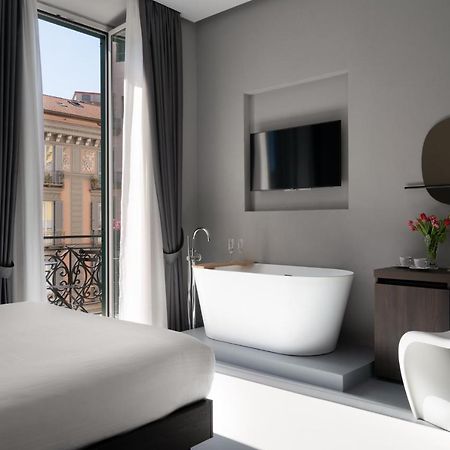The Grey Hotel Napoli Bagian luar foto