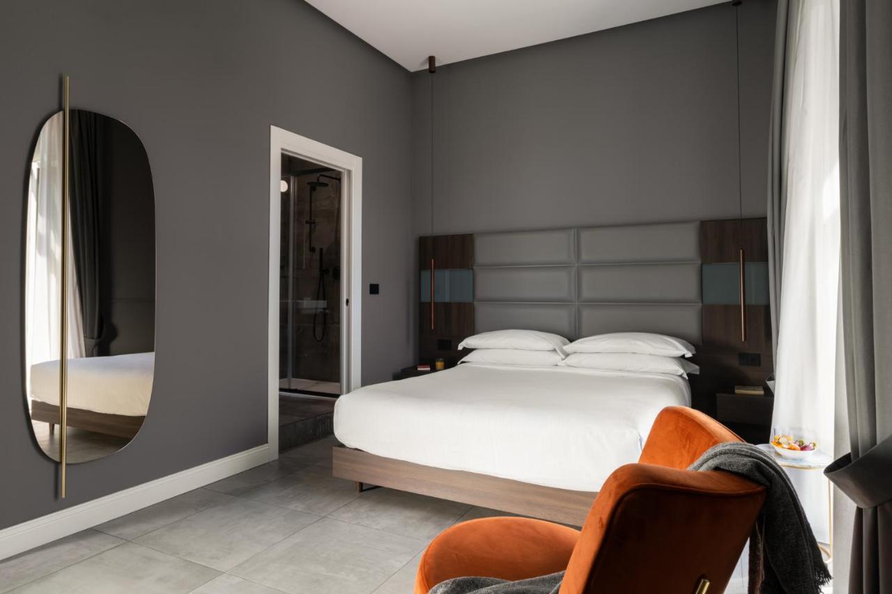 The Grey Hotel Napoli Bagian luar foto