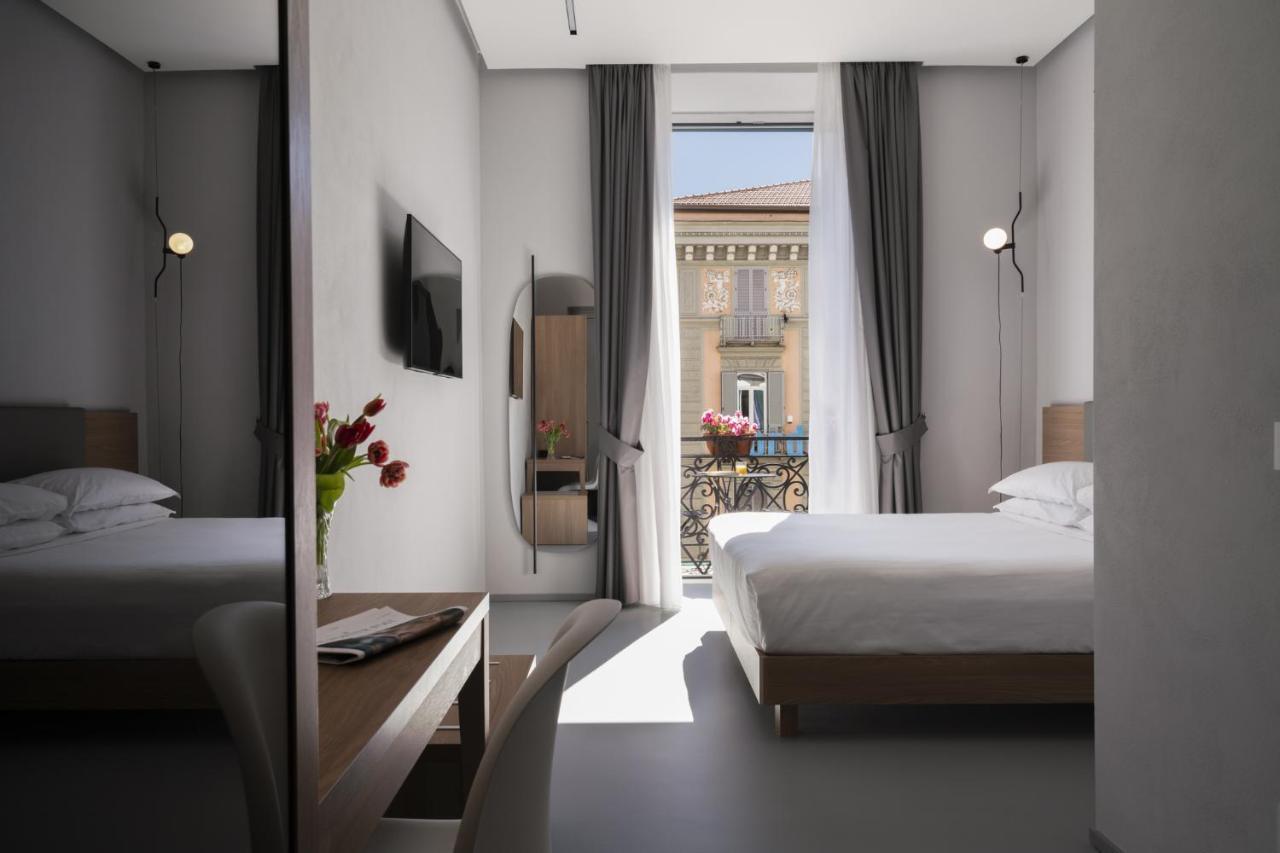 The Grey Hotel Napoli Bagian luar foto