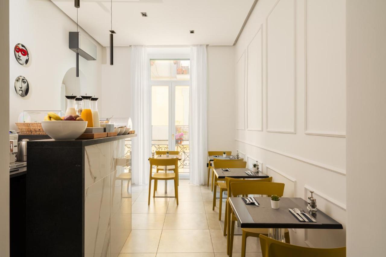 The Grey Hotel Napoli Bagian luar foto