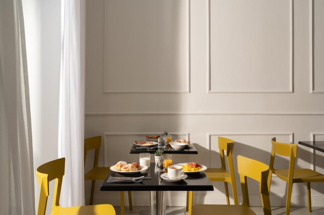 The Grey Hotel Napoli Bagian luar foto